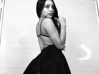 Еротски видео разговор Evangeline18