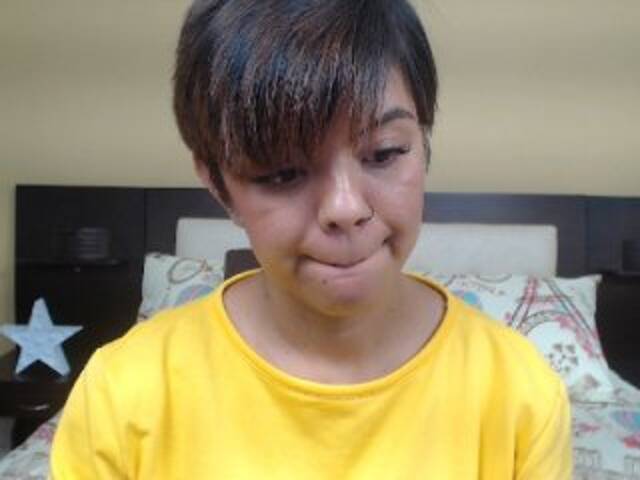 Емитувани слики од екранот EvelynOwens