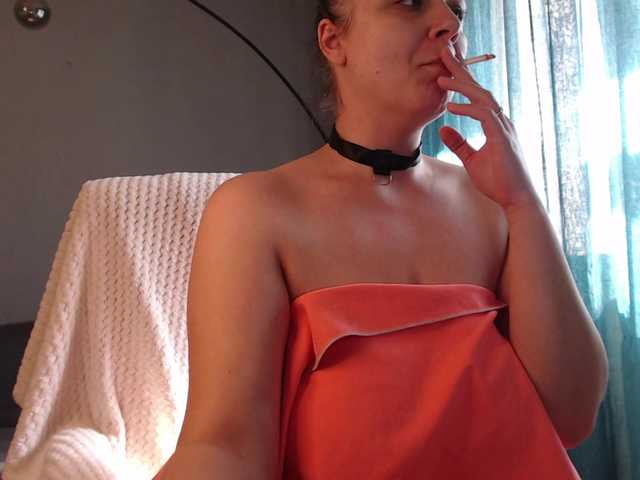 Фотографии InnocentEve relax and cum with me, my favorites are 44 & 55