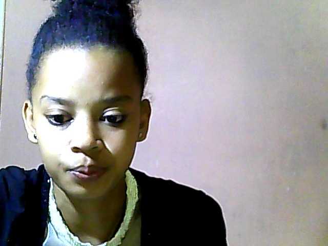 Емитувани слики од екранот EVY15