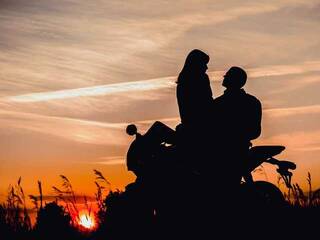 Еротски видео разговор explosiveboom