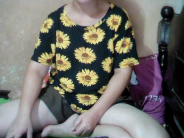 Емитувани слики од екранот extraHOTbabe