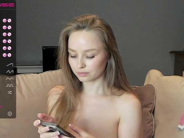 Емитувани слики од екранот 99faerie99