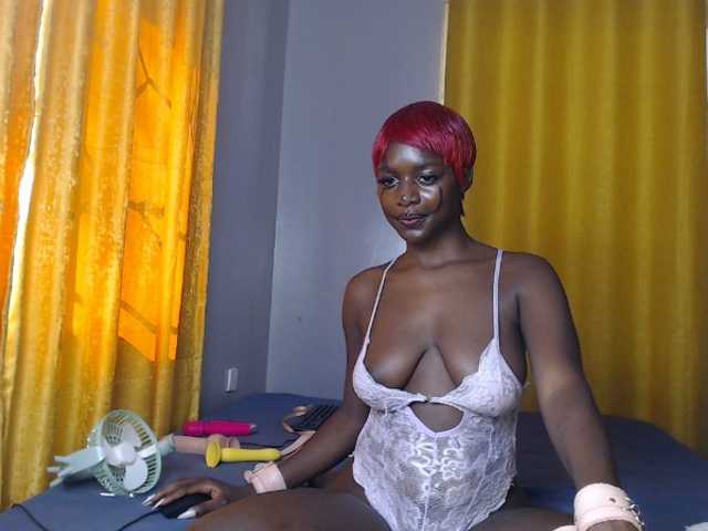 Емитувани слики од екранот Fancyone