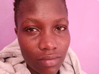 Еротски видео разговор Fay-smarter