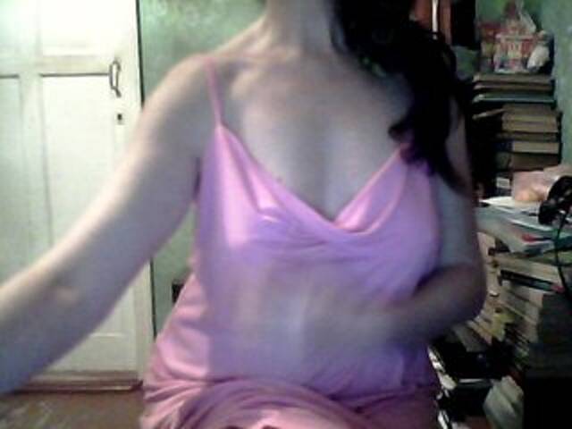 Емитувани слики од екранот Febast