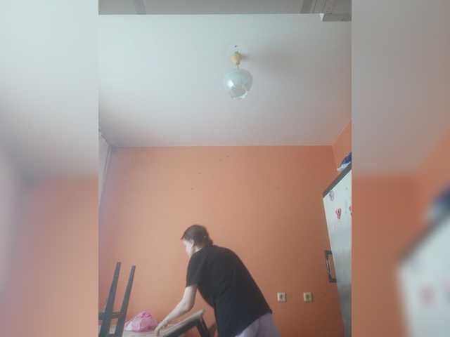 Емитувани слики од екранот -MiniMartini-