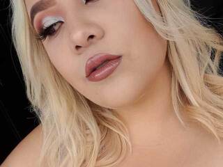 Еротски видео разговор Fiiorella23