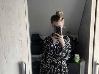 Еротски видео разговор fiksikBoom