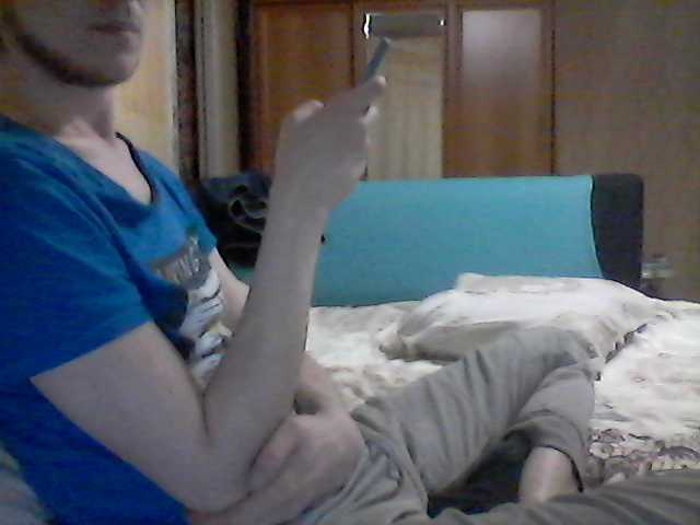 Емитувани слики од екранот Firepair369