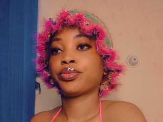 Еротски видео разговор Flirty4uxx