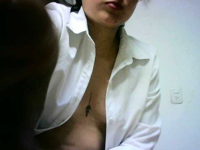 Емитувани слики од екранот Flora-med