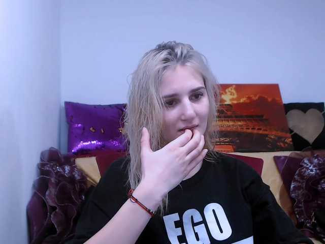 Емитувани слики од екранот flowdusteyy