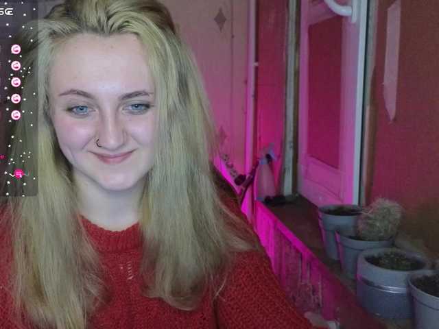 Емитувани слики од екранот princess___