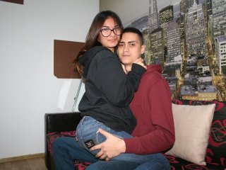 Фотографија на профилот FunkyCouple69