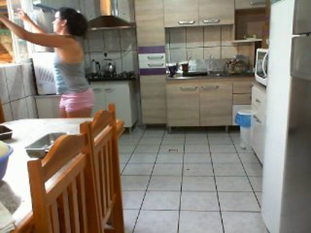 Емитувани слики од екранот GabiBrasil