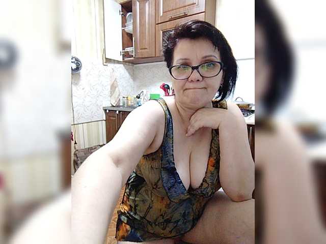 Емитувани слики од екранот Yagodka45