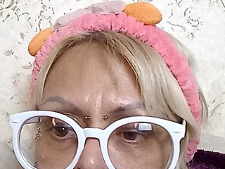 Еротски видео разговор GardenerofIllusions