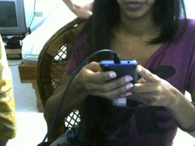 Емитувани слики од екранот Genixx