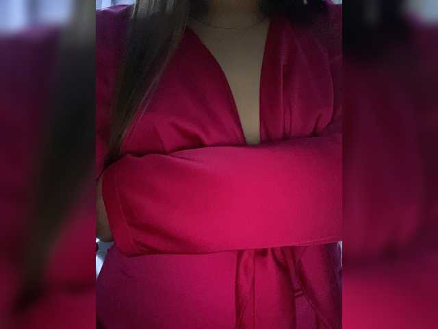 Емитувани слики од екранот gerltyFire