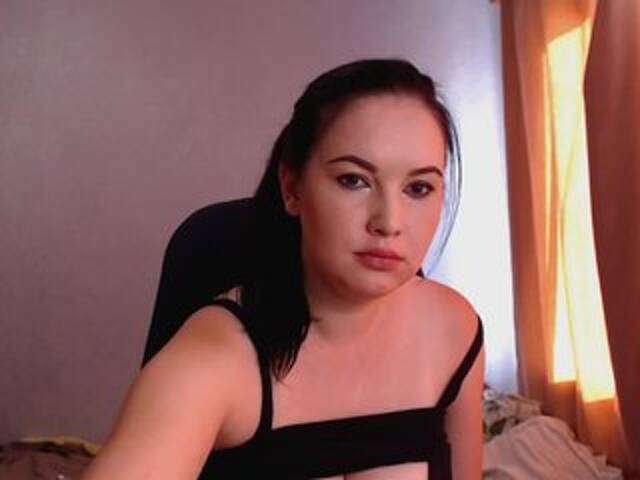 Емитувани слики од екранот Get-Naked