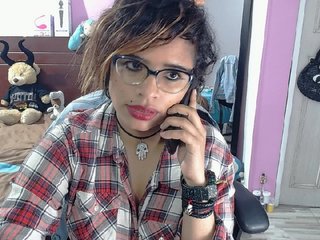 Фотографии ginger-s "Ride and Squirt !! Roll the dice by tipping 20 tokens to have a chance for my Nude Snapchat for 1 month #new #arab #ebony #milk #bigtits #bigass #footjob #mistress #bdsm #smoke #pregnant