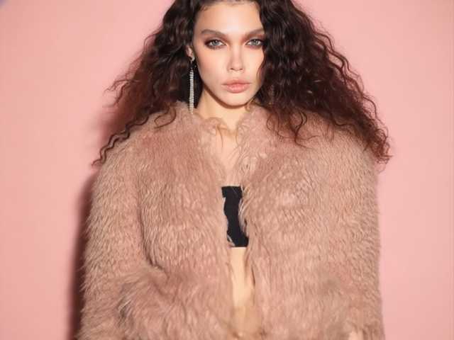 Фотографија на профилот GlamModelHoney