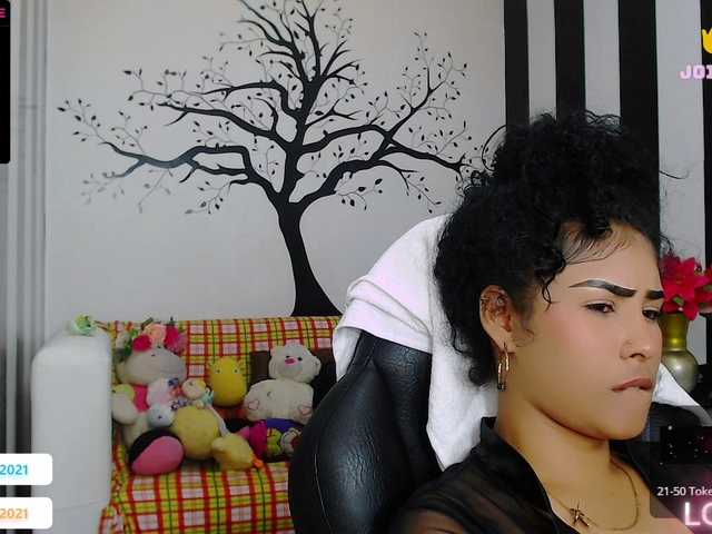 Емитувани слики од екранот GlendaHolt