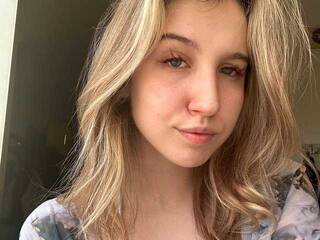 Еротски видео разговор GlimmerVamp