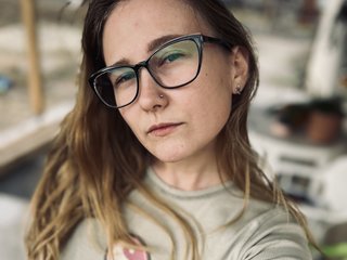 Еротски видео разговор glossybabe