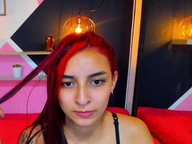 Емитувани слики од екранот Gracemiller7