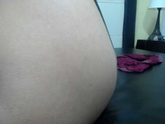 Емитувани слики од екранот GrashellAlana