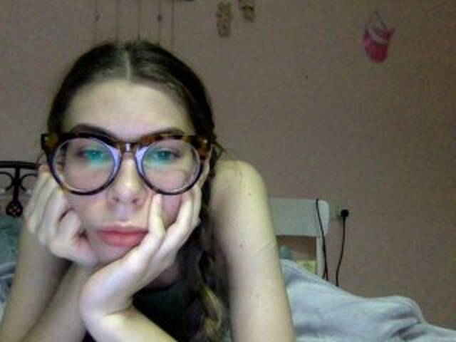 Емитувани слики од екранот LiLuGrey