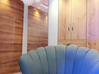 Еротски видео разговор GummyLuv