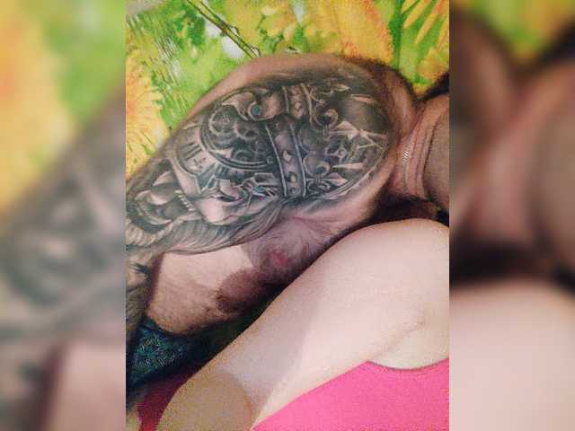 Емитувани слики од екранот Haierwolfang