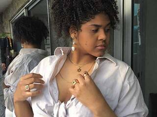 Еротски видео разговор HalleThomson