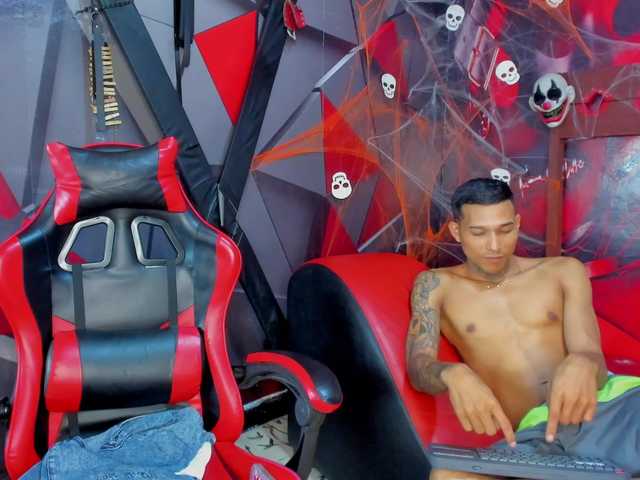 Емитувани слики од екранот Hana-and-Zeta