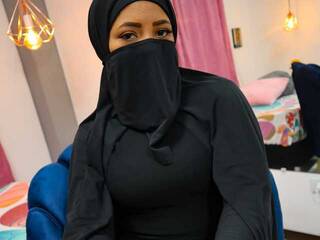 Еротски видео разговор Hana-hot