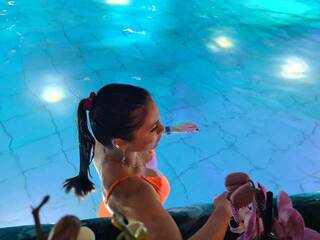 Еротски видео разговор HeavenQueen