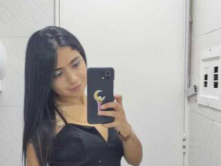 Еротски видео разговор HelenaCyrus