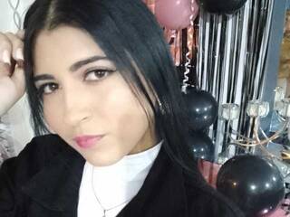 Еротски видео разговор hellenmoon