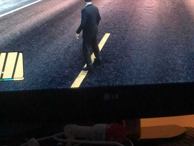 Емитувани слики од екранот HIGH-LOVE