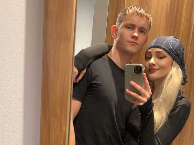 Фотографија на профилот HighAndCouple1