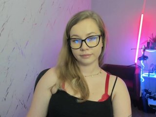 Еротски видео разговор hollyBB