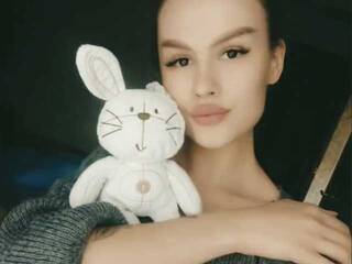 Еротски видео разговор Mariwine