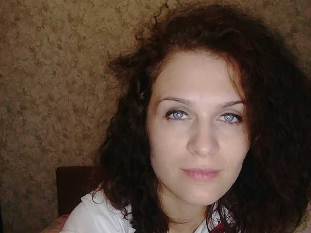 Емитувани слики од екранот Marielli