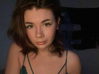 Еротски видео разговор HornyKittya