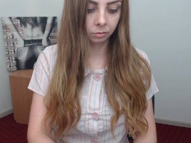 Емитувани слики од екранот Hot-Fantasy