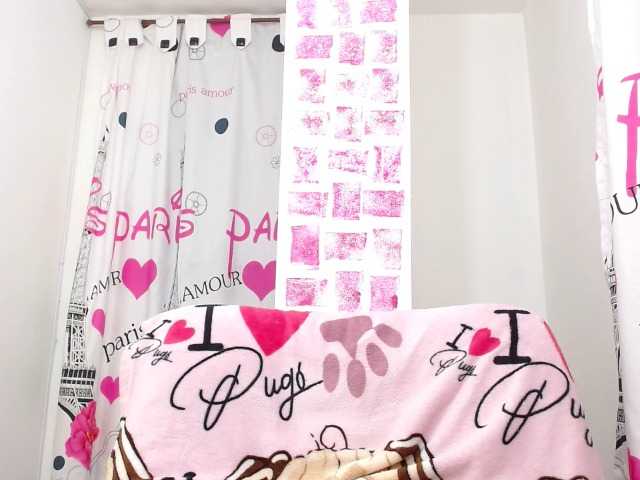 Емитувани слики од екранот Hot-Girl01