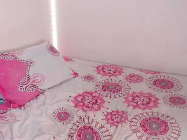 Емитувани слики од екранот hot-stuff129